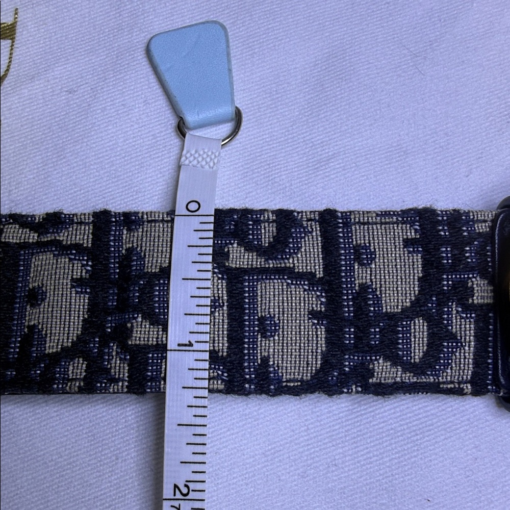 CHRISTIAN DIOR
Oblique 30 Montaigne 35mm Belt - Picture 8 of 8